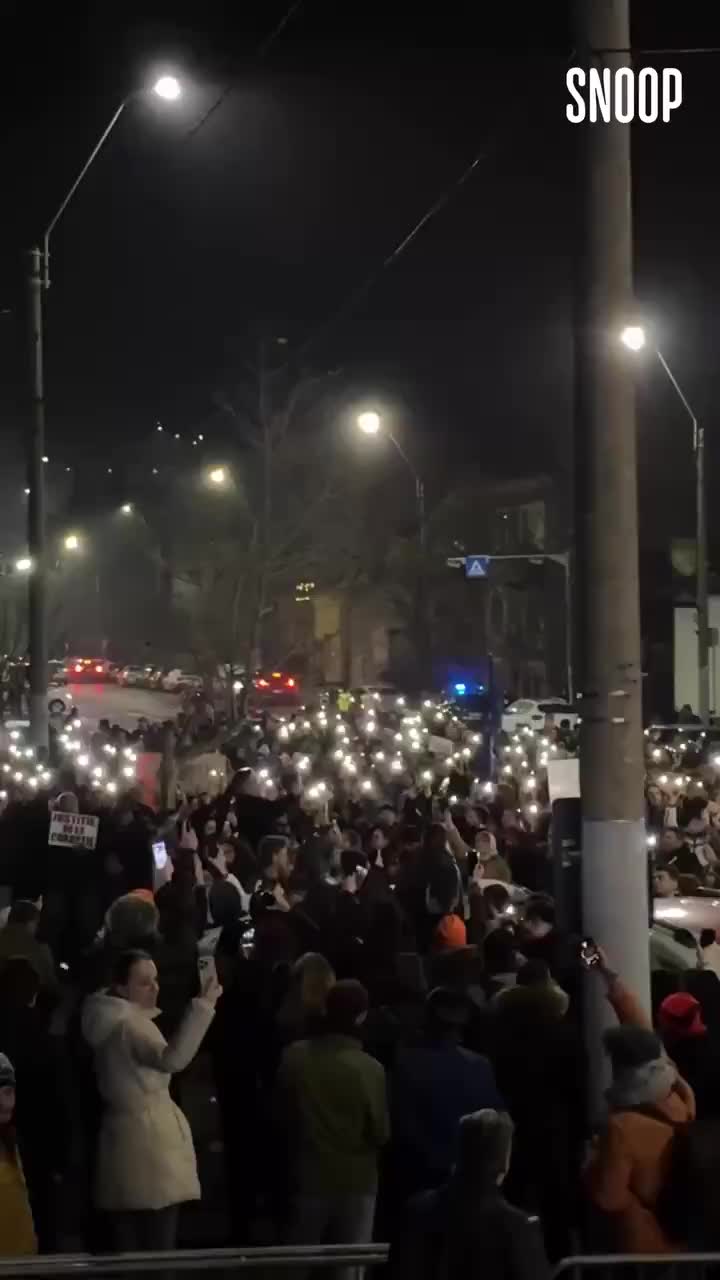 В Румынии продолжаются протесты против коррупции в судебной системе