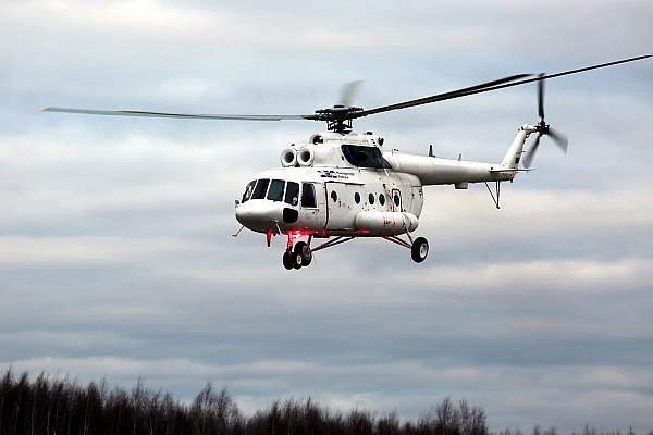 Вертолеты России поставили партию Ми 8 для Крайнего Севера и Дальнего Востока Холдинг Вертолеты России Госкорпорации Ростех передал ГТЛК три новых вертолета Ми 8МТВ 1 для российских авиаперевозчиков Воздушные суда производства Казанского вертолетного завода отправятся в Магаданскую и Амурскую области где будут выполнять транспортные и санитарные перевозки а также тушить пожары Об этом сообщает AVIA RU Техника поставляется в рамках инвестиционного проекта ГТЛК по обновлению российского вертолетного парка с использованием средств Фонда национального благосостояния ФНБ при поддержке Минпромторга России aviaru net n290645