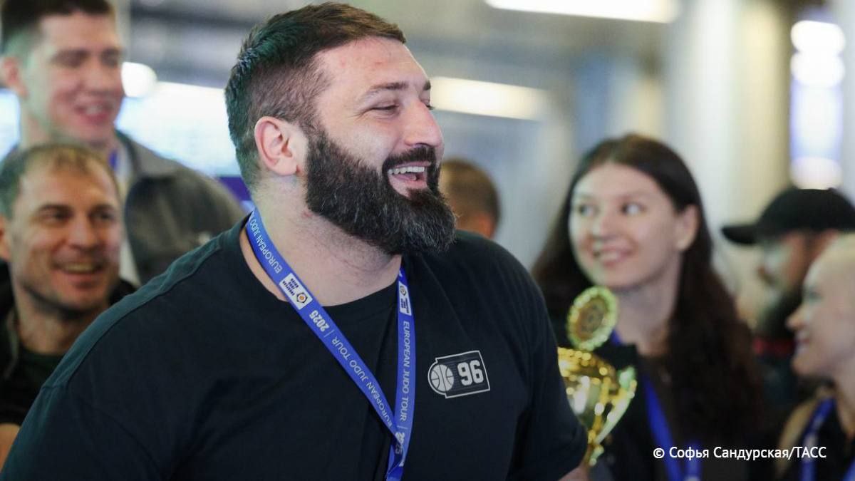 Российский дзюдоист Инал Тасоев выиграл бронзовую медаль турнира Большого шлема в Токио в весовой категории свыше 100 кг Подпишись на ТАСС Кавказ в Max