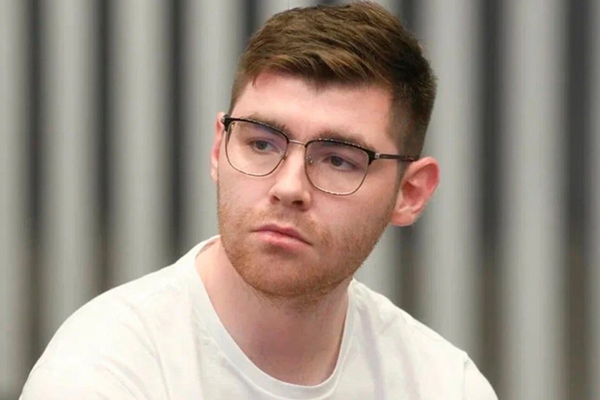 Глава свердловской редакции URA RU Денис Аллаяров останется в СИЗО до 28 октября Такое решение принял Ленинский районный суд Екатеринбурга   www ridus ru n 704334