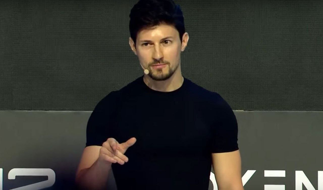 Павел Дуров назвал имена тех кто пытается украсть свободы французов Сегодня Европейский союз чуть не запретил ваше право на конфиденциальность Было запланировано голосование по закону который заставил бы приложения сканировать каждое личное сообщение превращая телефон каждого в шпионский инструмент написал основатель Telegram в своем канале По его словам Франция возглавила инициативу по принятию этого авторитарного закона Действующий глава МВД Лоран Нуньес и бывший министр Бруно Ретайо поддержали его республиканцы и группа Ренессанс Эммануэля Макрона проголосовали за это Такие меры якобы направлены на борьбу с преступностью но их настоящая цель обычные люди Это не остановит преступников они просто смогут использовать VPN или специальные сайты для сокрытия Сообщения чиновников и полиции также не будут сканироваться так как закон удобно освобождает их от наблюдения Только ВЫ обычные граждане столкнетесь с риском компрометации ваших личных сообщений и фотографий заявил миллиардер По словам Дурова внезапная позиция Германии защитила право на конфиденциальность Но свободы все еще под угрозой Пока французские лидеры настаивают на полном доступе к личным сообщениям базовые права французов и всех европейцев остаются в опасности Канал n w order