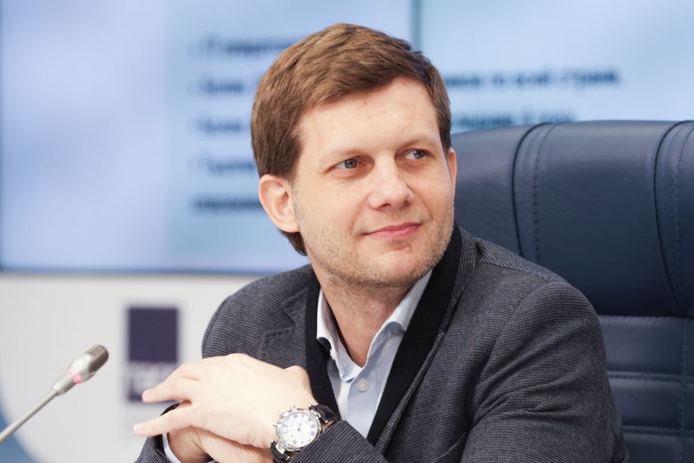 Служба безопасности Украины объявила в розыск генерального директора телеканала "Спас", телеведущего Бориса Корчевникова. Об этом пишет РИА Новости.  Отмечается, что на Украине Корчевникова обвиняют в "покушении на территориальную целостность и неприкосновенность" страны и "незаконном пересечении" госграницы.  По данным агентства, СБУ разыскивает гендиректора "Спаса" с 20 января нынешнего года. Ему якобы грозит мера пресечения в виде заключения под стражу.  Фото: Михаил Синицын/ТАСС