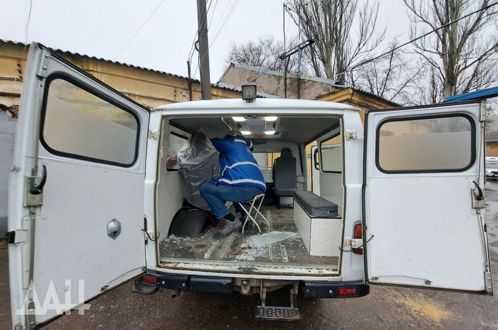 Число раненых жителей Горловки возросло до трех  ДАН:    Написать в чат-бот  Как сообщил глава городского округа Иван Приходько, еще двое гражданских получили ранения в результате обстрела поселка шахты им. Гагарина.  Читать полностью