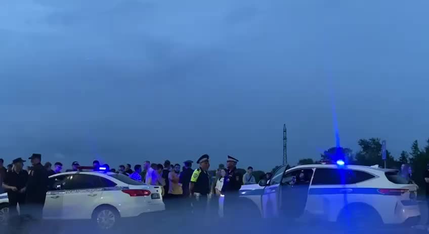 В Тюмени дрифтеров задержали на парковке ТЦ «Лента»