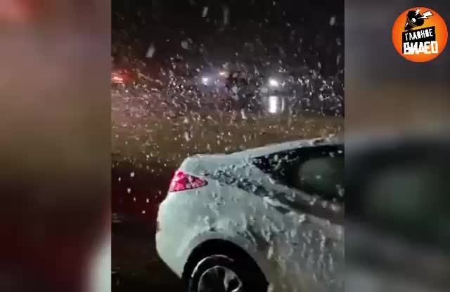 Снегопад в пустыне: жители Хаиля удивлены редким явлением