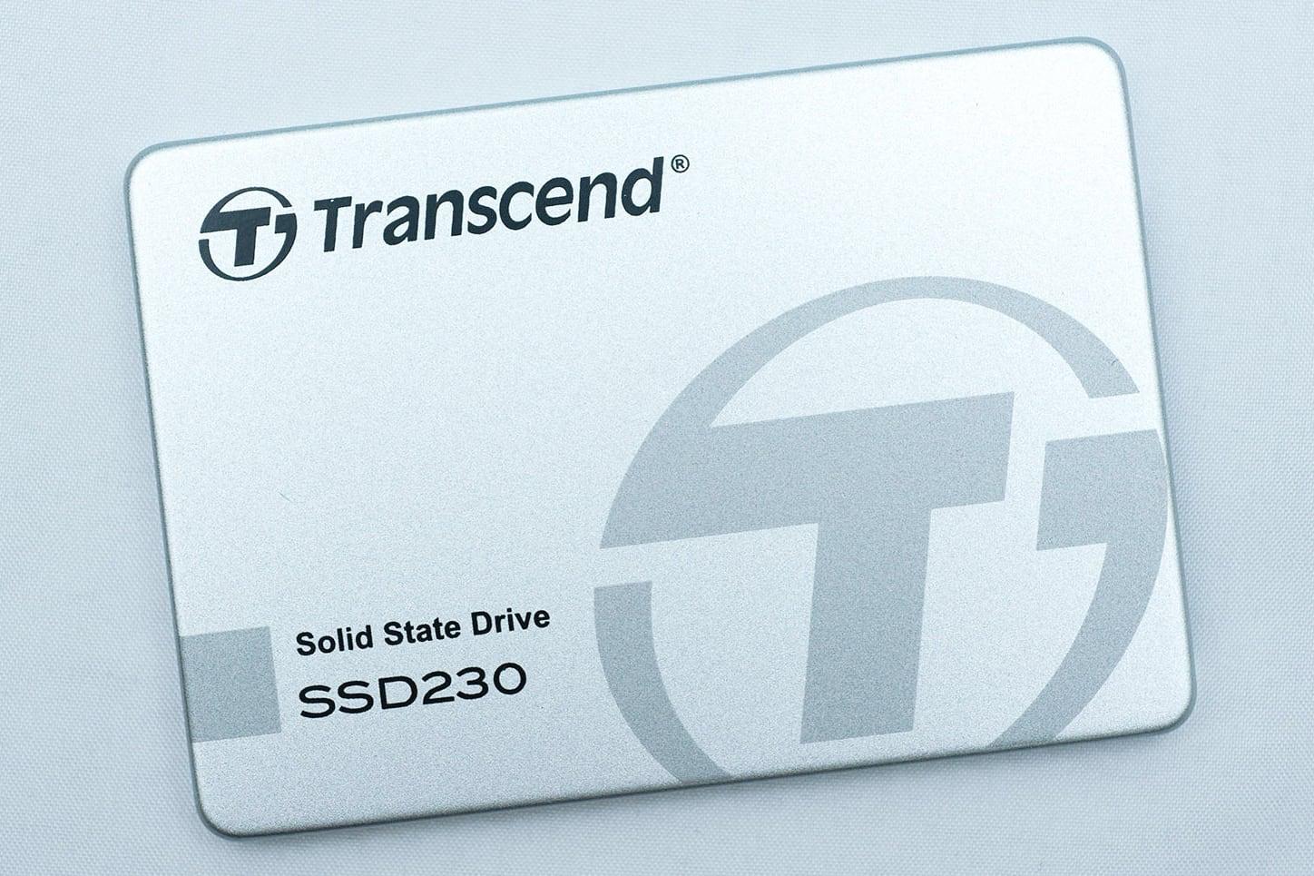 Transcend сократила поставки SSD из за нехватки чипов памяти и двукратного роста цен на них Transcend с октября не получила NAND чипы для памяти от Samsung и SanDisk Запланированные поставки несколько раз откладывались Кроме того цены на память уже выросли на 50 100 и продолжают расти с аномальной скоростью Компания прогнозирует что такая ситуация сохранится как минимум в течение следующих 3 5 месяцев В Transcend связывают нехватку чипов с активным расширением дата центров крупных облачных компаний которым производители памяти отдают приоритет   www iphones ru 1349082 новости iphonesru