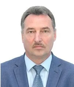 И о главы Советского района назначен Александр Эйдемиллер Исполнять обязанности руководителя администрации Советского района Красноярска с 9 апреля будет Александр Эйдемиллер Он работал замглавы администрации этого района С 2018 по 2019 год он был руководителем краевого агентства по гражданской обороне чрезвычайным ситуациям и пожарной безопасности а до этого был главой ЗАТО Зеленогорск После этого работал в администрации Кировского и Советского районов Напомним несколько дней назад стало известно что глава района Елена Ланина увольняется Тормозит Телеграм Читай Newslab в MAX