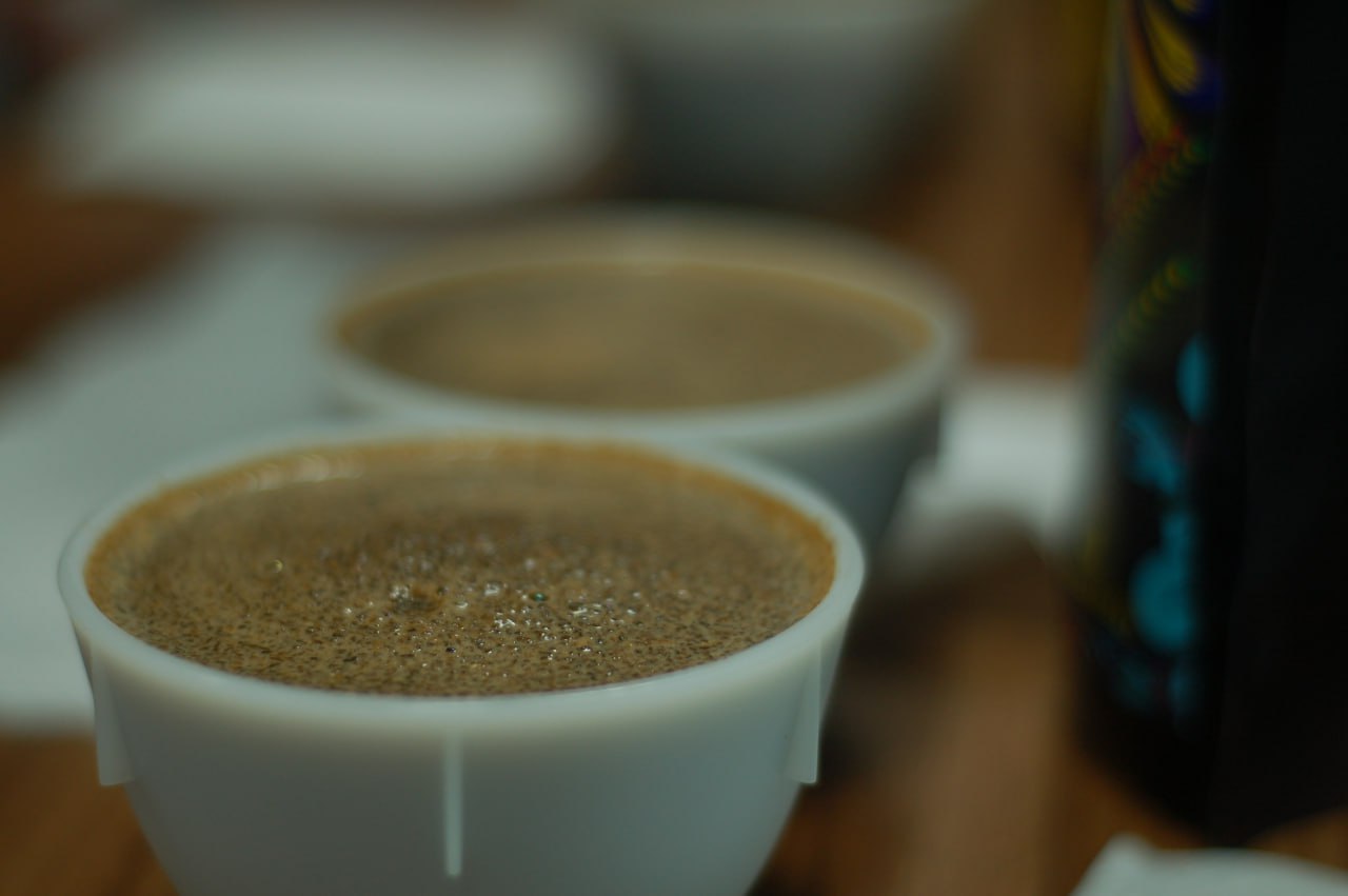 Какао с целебным грибом за 350 тысяч купил житель Новосибирска Аналитики учётной системы для розницы Контур Маркет выяснили какие самые дорогие покупки сделали россияне в новогодние праздники Новосибирец потратил 350 тысяч рублей на антистрессовое какао латте с целебным грибом рейши В сегменте одежды город тоже отметился кто то приобрёл женскую шубу за 211 тысяч рублей Самой дорогой покупкой в Москве стало массажное кресло за 420 тысяч а житель Ростовской области запасся кофе на 390 тысяч При этом в целом эксперты отмечают тренд на сдержанное потребление Подписаться на канал