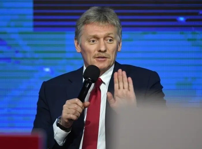 - Россия считает незаконными попытки вынудить разные страны прекратить торговые отношения с ней, каждый должен иметь право самостоятельно выбирать торговых партнеров, заявил во вторник пресс-секретарь президента РФ Дмитрий Песков.