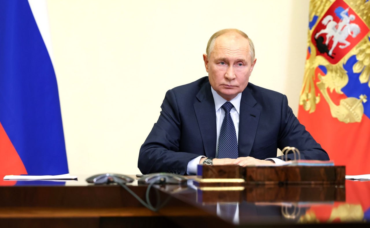 Владимир Путин поддержал идею создать в Курске музей, посвященный событиям 2024-2025 годов, с филиалом в Судже Такую идею предлагал Александр Хинштейн. «Вести.Курск». Только проверенная информация.