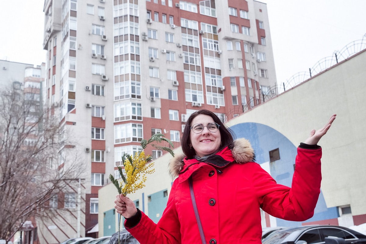 Атлантическое тепло придет в Самарскую область   По данным синоптиков, погода первой рабочей недели марта ожидается неустойчивой со смешанными осадками.  Формировать ее будут фронтальные разделы атлантических циклонов. Они, проходя через Скандинавский полуостров, принесут в регион очень теплый влажный воздух Гольфстрима.  Однако в ночь на 4 марта в Самарской области температура продолжит держаться в пределах -6...-11 градусов. Днем потеплеет до 0...-5 градусов.