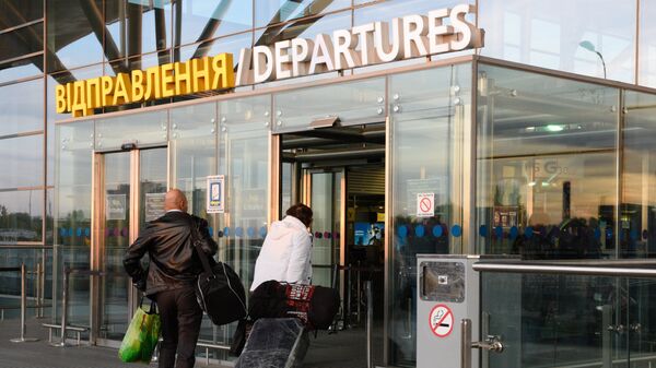 Раньше 2027 года украинские беженцы не вернутся домой – Нацбанк Украины  По данным Национального банка Украины  НБУ  за первые полгода 2025 года страну покинули около 60 тысяч человек. Об этом сообщается в июльском отчёте НБУ
