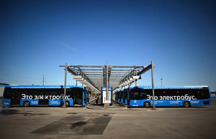 25 августа В Москве с начала года подключили более 50 ультрабыстрых зарядных станций для электробусов зарядки появились в 11 районах столицы сообщили Интерфаксу в пресс службе Мосгортранса