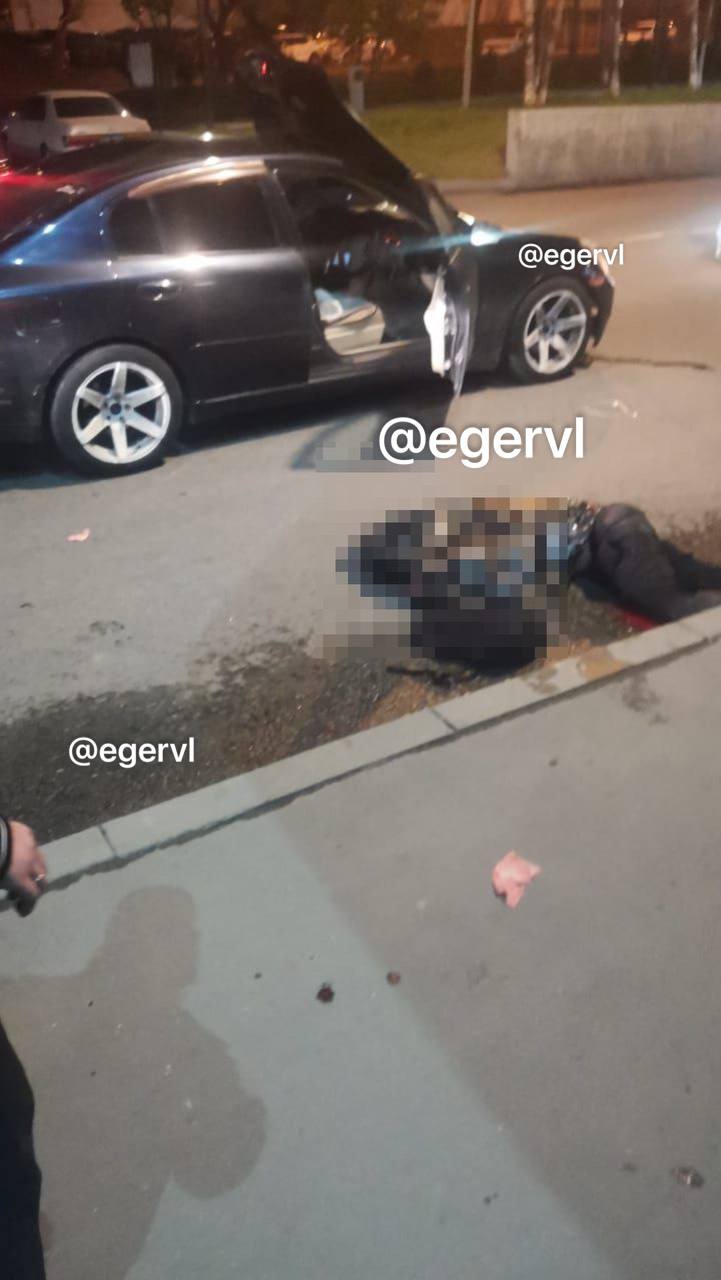 Во Владивостоке на Эгершельде сбили насмерть пешехода — мужчина отлетел более чем на 10 метров. В районе ул. Нижнепортовая, 6г Nissan Skyline совершил наезд на пешехода, который переходил дорогу. От полученных травм мужчина скончался на месте ДТП Источник