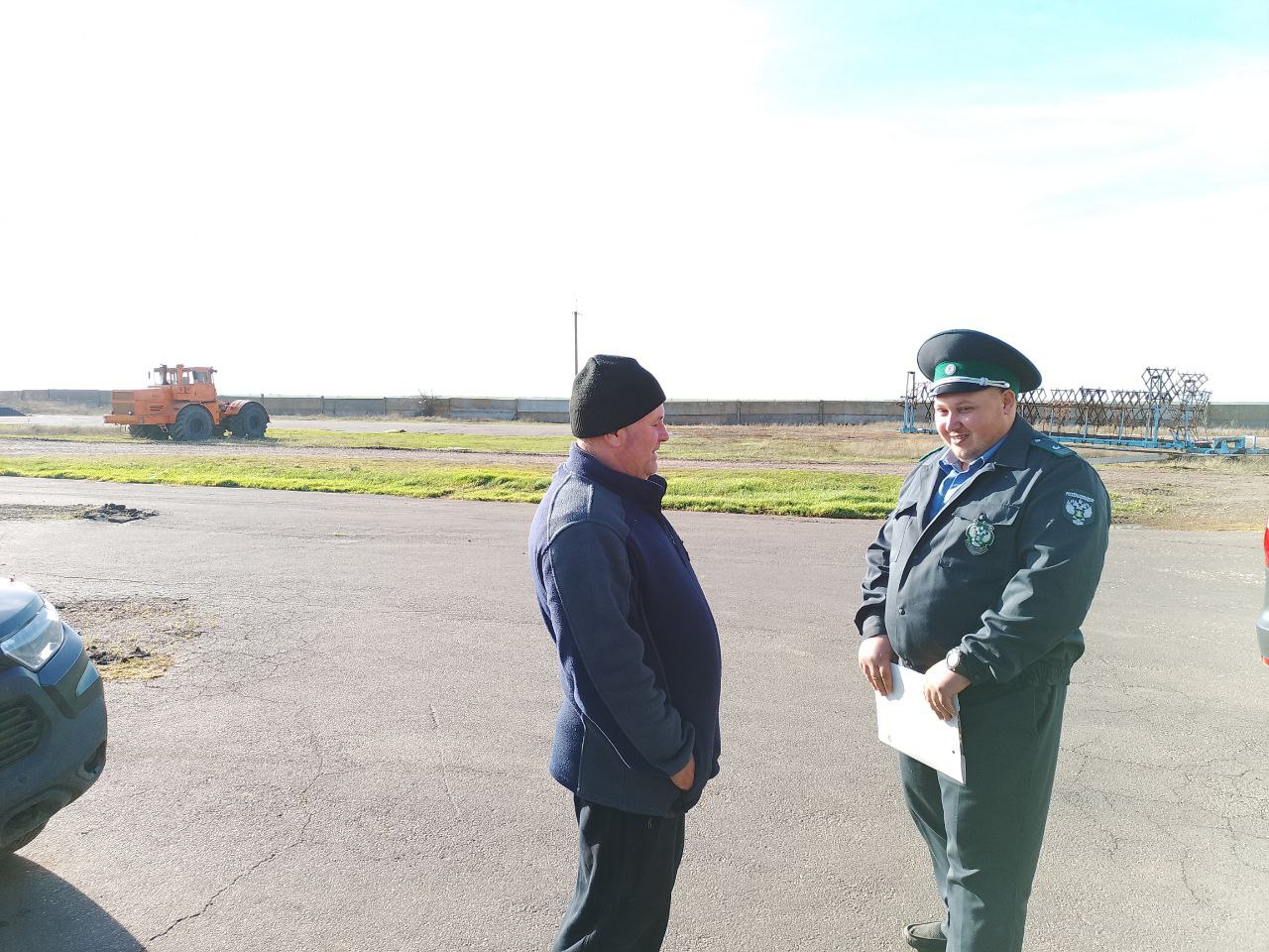 За 11 месяцев в Херсонской области выдано 1 073 предостережения о недопустимости нарушения правил транспортировки растительной продукции  "Из них 293 - в качестве профилактических мероприятий, 780 предостережений - по фактам нарушения обязательных требований законодательства в области карантина растений", - говорится в сообщении.  Для предупреждения нарушений инспекторами Россельхознадзора по области регулярно проводятся консультации, профилактические визиты и информирование субъектов хозяйственной деятельности.  Радио Таврия - подписаться