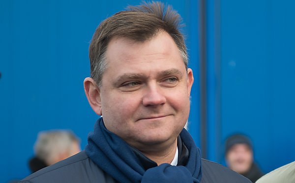 Юрий Слюсарь: центр БАС сделает Ростовскую область лидером в сфере беспилотников Власти Ростовской области намерены вывести регион в лидеры в области БПЛА в стране в том числе за счет развития научно-производственного центра беспилотных авиасистем БАС , который в перспективе нарастит свои мощности на площади в 4 тыс. кв. м. Об этом сообщает ТАСС. В Ростовской области действует программа развития БАС до 2030 года, включающая в себя производство беспилотников и их комплектующих, а также создание научно-производственного центра беспилотных авиационных систем и сценариев по их применению в отраслях экономики. По данным властей, это должно увеличить количество выпускаемых беспилотников в регионе в 10 раз. aviaru.net/n285865