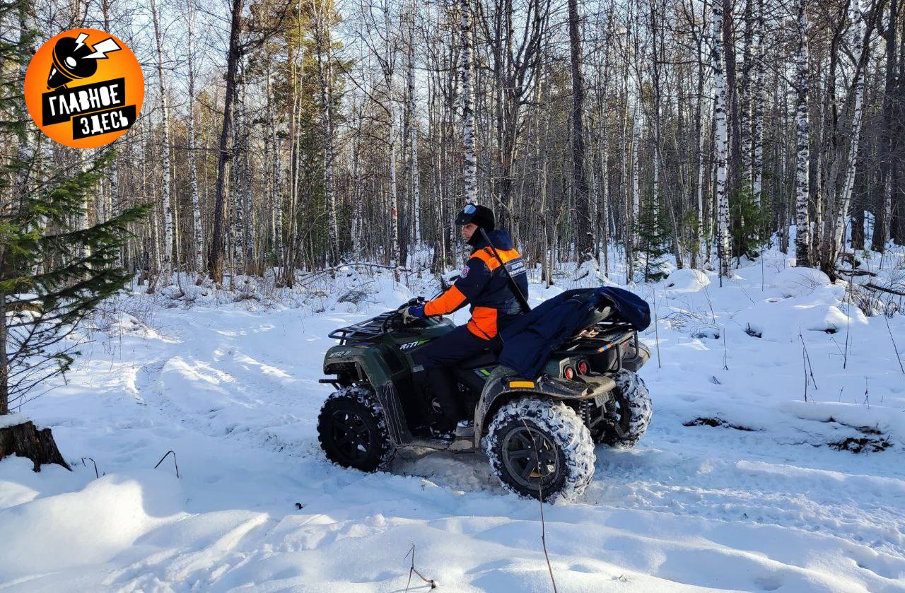 Спасатели возобновили поиски семьи Усольцевых которые пропали в тайге Красноярского края 28 сентября семья пошла в поход в урочище Буратинка в Партизанском районе Вскоре они перестали выходить на связь Главное здесь Подписывайтесь