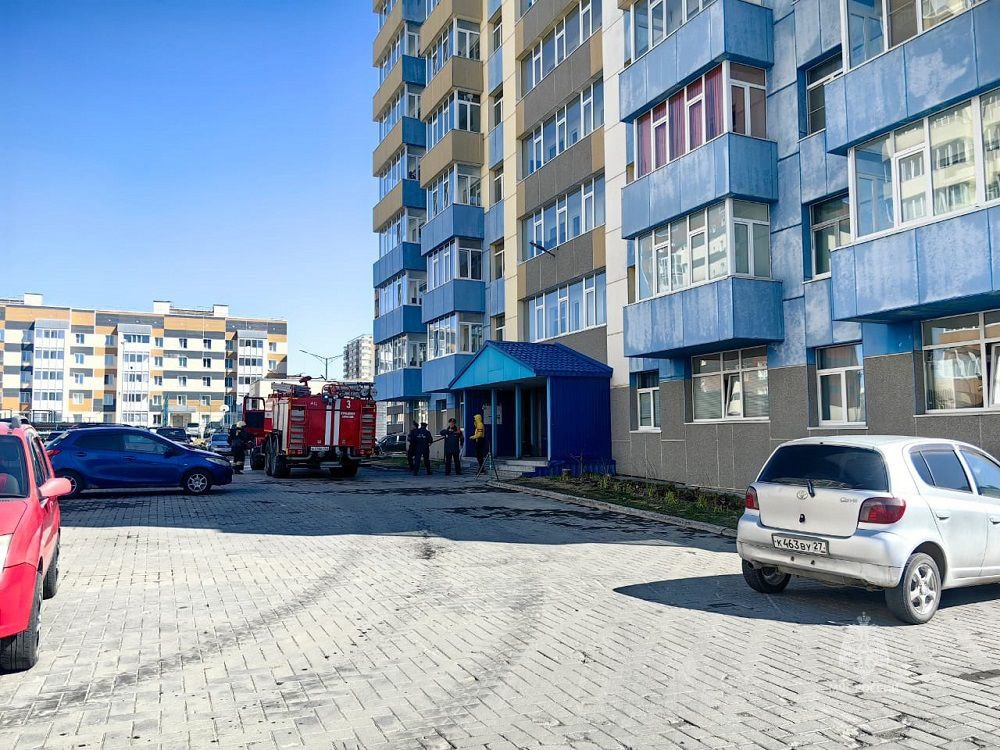 Прямо сейчас на улице Ларина 22/10 в Петропавловске-Камчатском проходит пожарно-тактическое учение. Пожарные отрабатывают навыки тушения возгораний в зданиях повышенной этажности. Учения плановые, горожан просим сохранять спокойствие!
