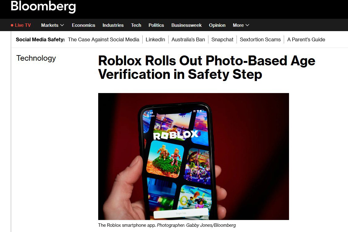 В Roblox введут проверку возраста по селфи с паспортом из за педофилов охотящихся в игре за детьми Обновленные правила начнут действовать с января следующего года Требование загрузить фото или видео с паспортом чтобы подтвердить возраст Разработчики объясняют такие меры заботой и безопасности детей В результате создадут отдельные группы пользователей Общаться можно будет только со своей группой младше 9 лет от 9 до 12 от 13 до 15 от 16 до 17 от 18 до 20 от 21 года и старше Обещают что видео и фото пользователей хранить нигде не будут а после проверки сразу же удалять Как отмечают СМИ такие решения последовали после давления на разрабов властей США Прокуроры сразу нескольких штатов выступили с обвинениями Roblox в недостаточном контроле возраста пользователей ВПШ