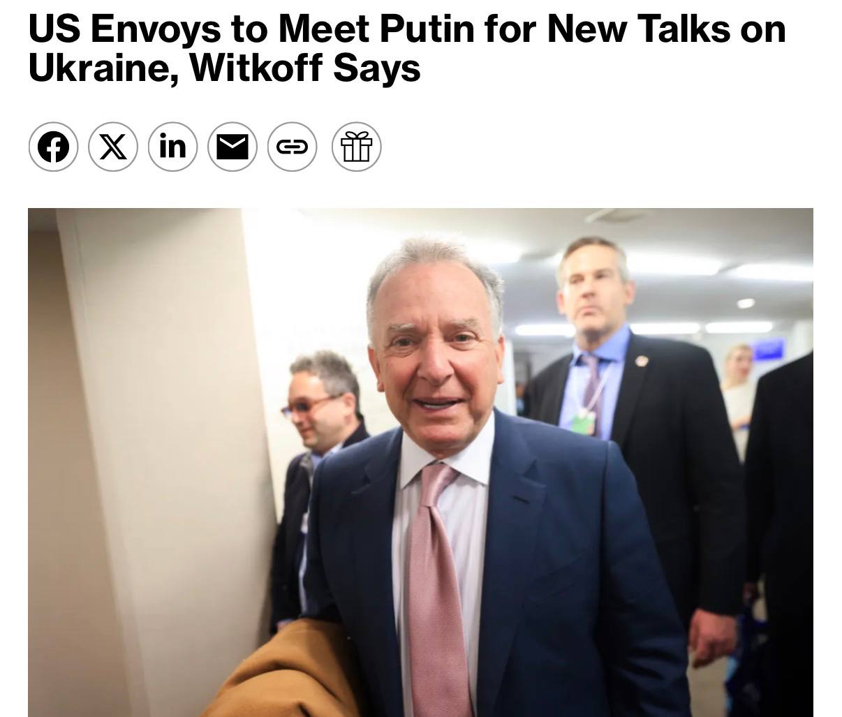 В январе Путин получил информацию о обновленной версии американского мирного плана согласованного с европейскими странами сообщает Bloomberg Согласно неподтвержденным данным документ был передан через специального представителя президента России Дмитриева перед началом новых раундов переговоров