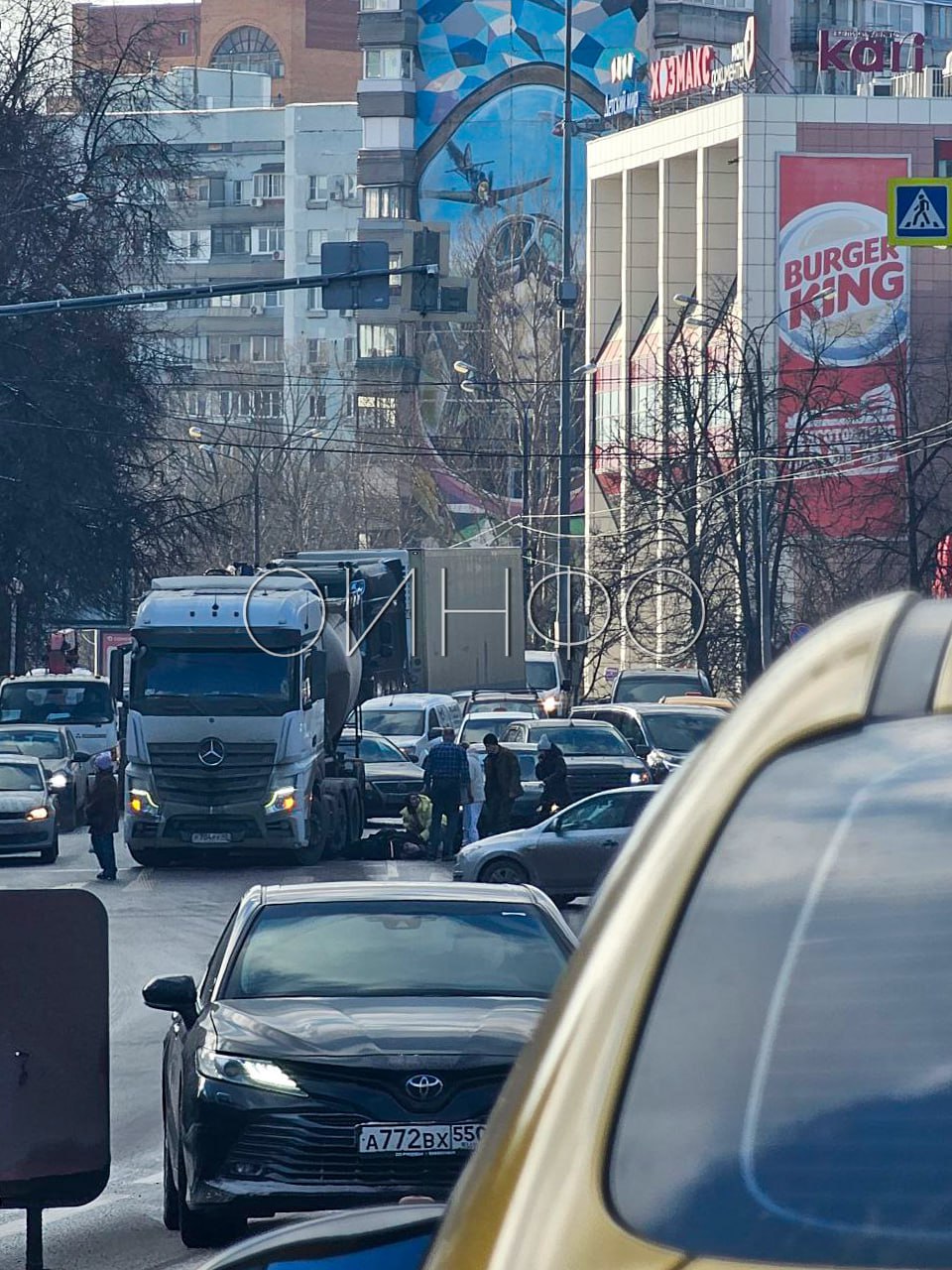 В Одинцово сбили человека на пешеходном переходе возле перекрёстка Можайского шоссе и Вокзальной улицы.