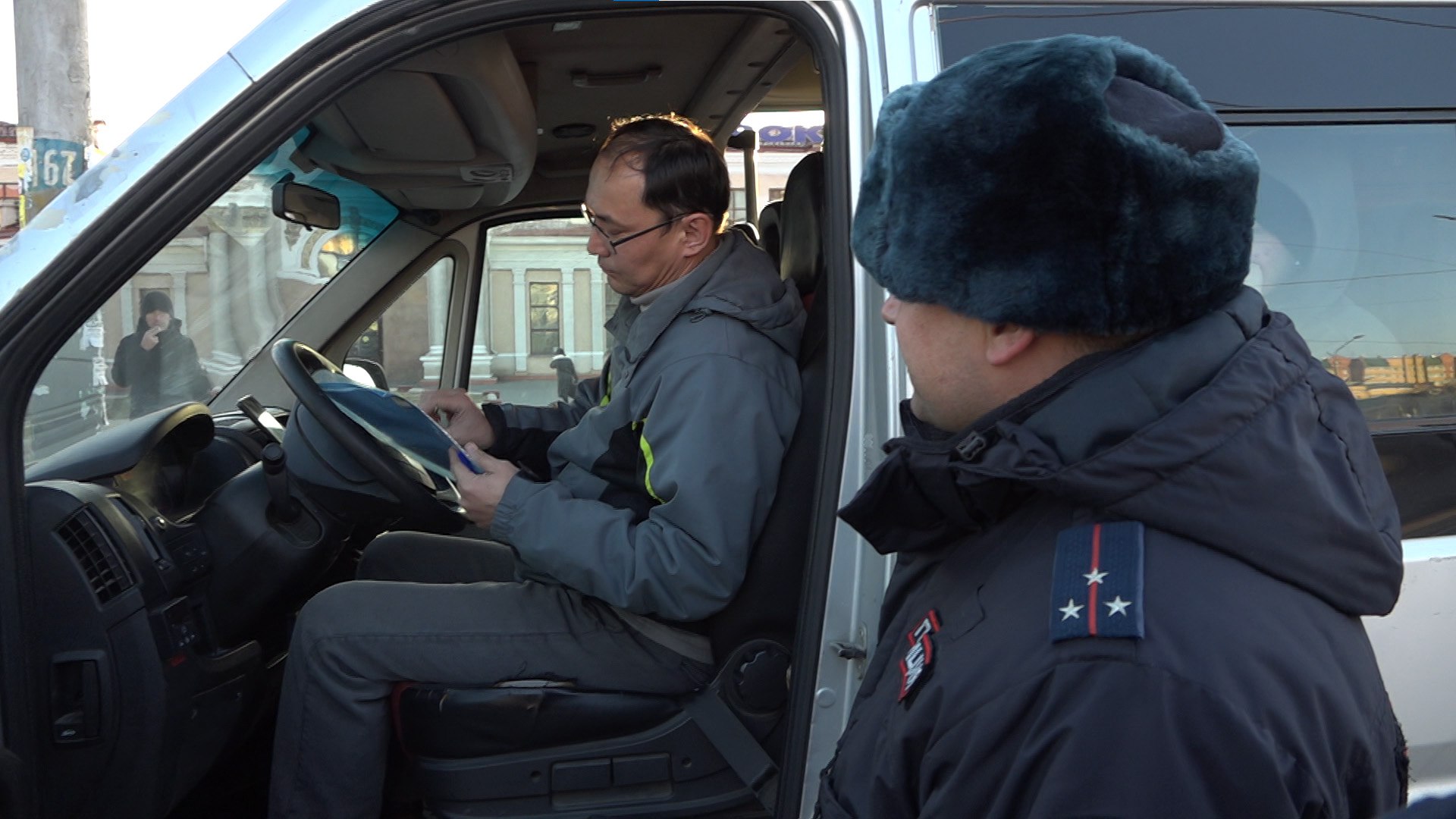 В Чите прошло профилактическое мероприятие Автобус Безопасность на дороге одно из главных условий которое обязаны соблюдать водители общественного транспорта В связи с этим в Чите прошло профилактическое мероприятие Автобус С подробностями Ирина Овчинникова