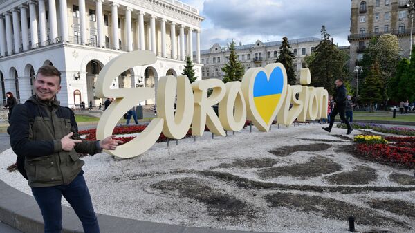 Лайка, квир и волгоградский армянин: Украина нашла "зраду" на "Евровидении" Украина никак не может оставить "Евровидение" в покое. С 2022 года в этом действе не принимают участия представители России, но поиски "российского следа" в этом песенном конкурсе бдительными украинскими "патриотами" не прекращаются и поныне