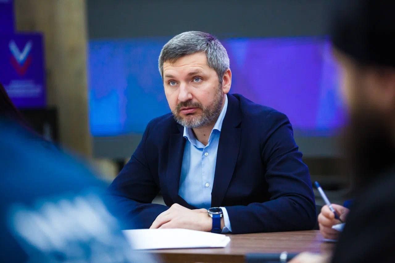 Замгубернатора Запорожской области Александр Зинченко арестован в Москве по обвинению в особо крупном мошенничестве Ему грозит до десяти лет колонии