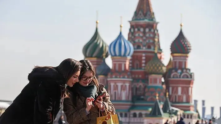 В этом году Россию посетили более 293 тысяч иностранцев на 28 больше чем годом ранее Среди них больше всего туристов из Китая около 154 2 тысячи человек Не грузятся фото видео Мы в Max