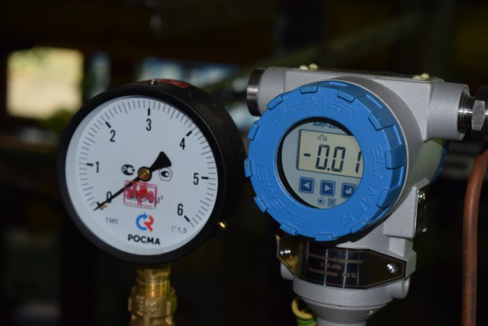 Благодаря газификации в Пестяках жители получают тепло от более экономичных и экологичных источников С приходом в Пестяки природного газа котельные районного центра снабжающие теплом многоквартирные дома и учреждения социальной сферы переведены на более экологичное и экономичное топливо Всего в этом году в поселке ввели в эксплуатацию четыре новые блочно модульные газовые котельные Вопрос газификации Пестяков на встрече губернатора с жителями Ивановской области которая состоялась 6 декабря в Кохомской школе 2 затронула жительница муниципалитета Работу новых источников теплоснабжения 9 декабря в рамках рабочей поездки в Пестяковский район проинспектировал заместитель председателя правительства Ивановской области Павел Колесников Он побывал в блочно модульной котельной на ул Ленина и подчеркнул перевод источников теплоснабжения на голубое топливо стал важным этапом газификации муниципалитета Сайт ivteleradio ru Бот обратной связи в ТГ ivteleradio feedback bot