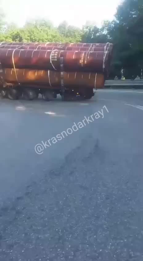 Мэрия Геленджика организует сопровождение детей на пересдачу экзаменов amid пробок