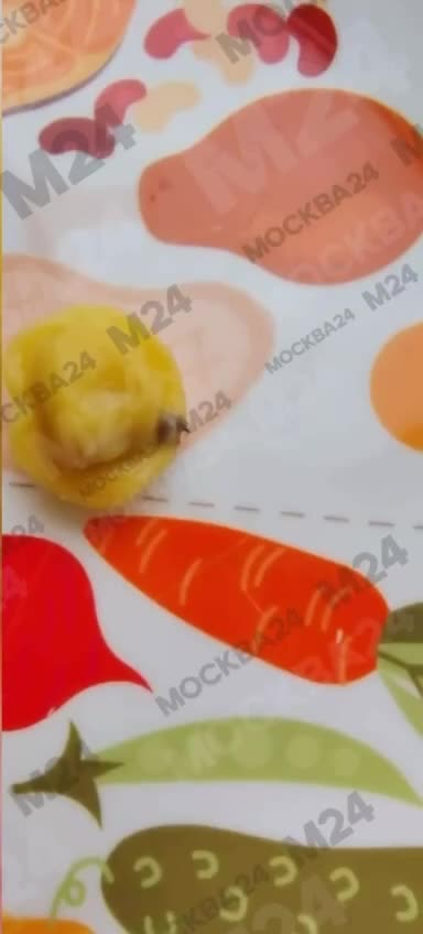 Москвич обнаружил металлический предмет в детских пельменях ВкусВилла