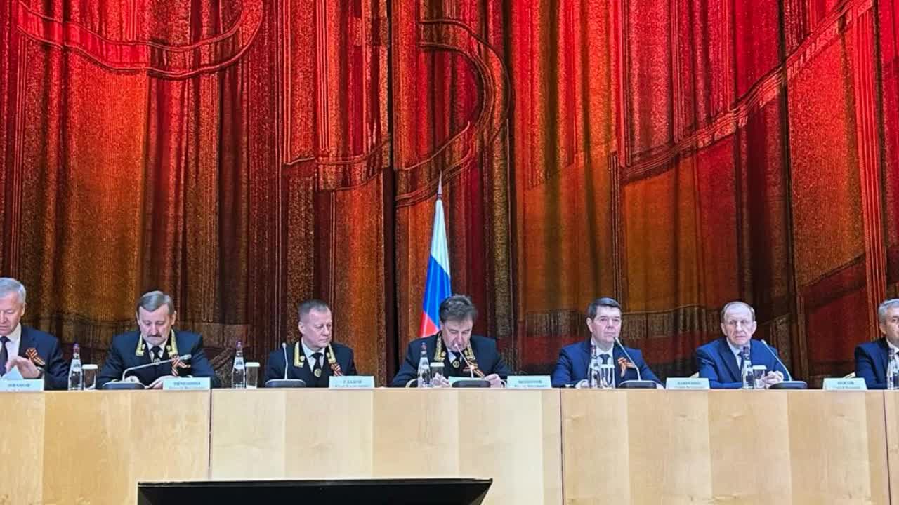 Суд начал рассмотрение иска Геннадия Шульги о законности лишения мандата