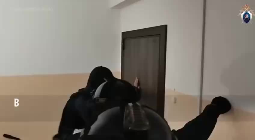 В Красноярске задержаны инспекторы ГИБДД и местные жители за взяточничество