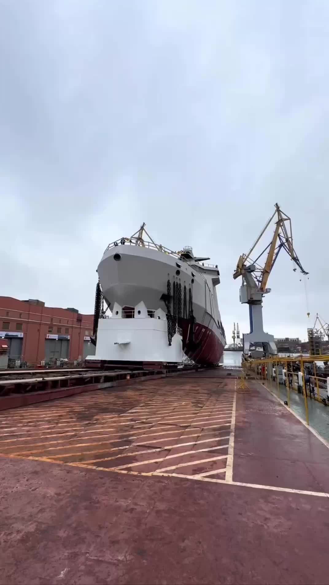 Вице-губернатор Санкт-Петербурга Кирилл Поляков ответит на вопросы граждан в прямом эфире