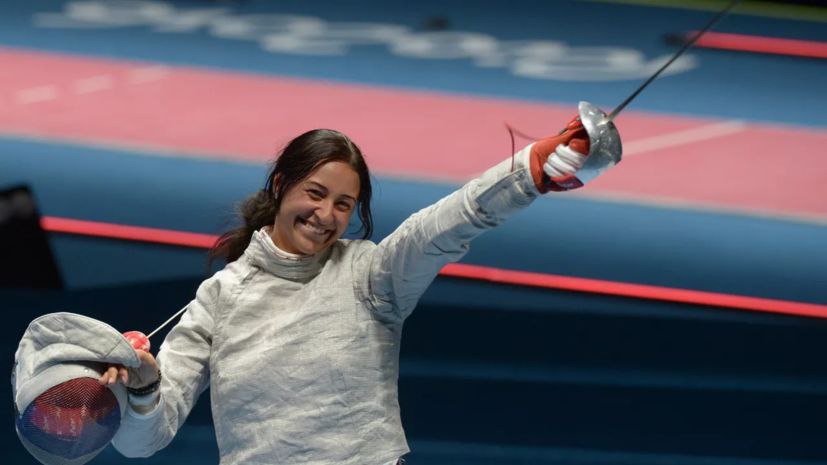 Между прочим россиянка Яна Егорян завоевала бронзу на этапе Кубка мира по фехтованию в США Победу одержала француженка Сара Нуча серебро на счету японки Мисаки Эмуры еще одну бронзу завоевала итальянка Микела Баттистон Этап в Солт Лейк Сити завершится 25 января командными соревнованиями саблистов