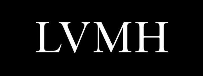Акции LVMH сегодня взлетели почти на 15 это рекордный рост за последние 24 года Я уже отметил оживление в индустрии моды Не ошибся Положительная динамика точно есть Такими темпами и продажи восстановятся