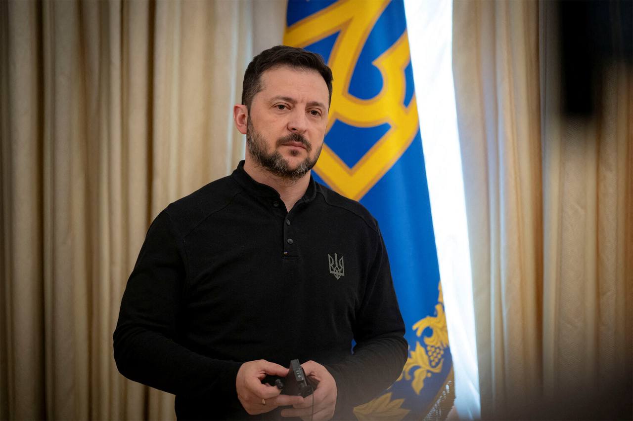 Зеленский в разговоре с Трампом: «Украина готова к переговорам в любом формате. Но для этого Россия должна показать серьезность своих намерений завершить войну, начав с полного и безусловного прекращения огня». Горячие Угли
