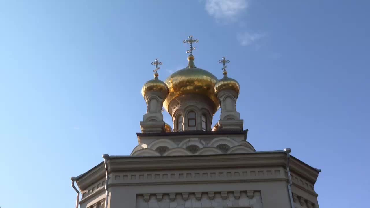 В Алупке открыт духовно-просветительский центр при храме Архангела Михаила