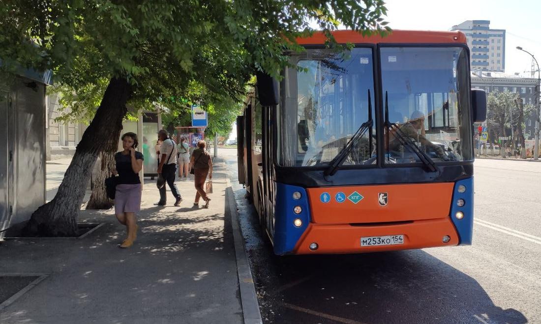 Схемы движения четырёх автобусов в Новосибирске изменятся до конца июня С 27 мая по 30 июня на улице Пархоменко, от улицы Пермской до Троллейной, будет закрыто движение. Это связано с работами по обновлению тепловой сети, которые проводит компания «Новые коммунальные технологии». Как сообщили в мэрии Новосибирска, на время работ изменится маршрут автобуса № 5. Он будет объезжать закрытый участок через улицы Пермскую, Демьяновскую и Троллейную, а затем возвращаться на привычный маршрут. Автобусы № 12, 43 и 60 также будут следовать в объезд через улицы Пермскую, Демьяновскую и Троллейную, после чего продолжат движение по своим обычным маршрутам. Прислать новость