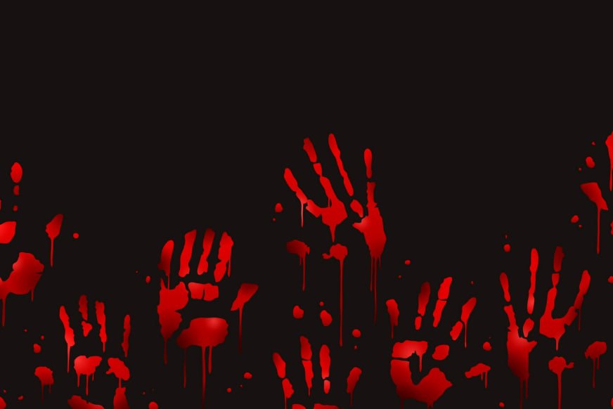 Полиция опровергла сообщения о теракте в Алматы Накануне в мессенджерах и телеграм каналах распространили предупреждение о том что в восьми школах южной столицы устроят массовые убийства Неизвестные показывали оружие и называли конкретные учебные заведения куда якобы собираются вторгнуться В ДП Алматы опровергли эту информацию Полицейские ищут шутников с плохими шутками чтобы привлечь их по статье о распространении ложной информации Эти сообщения особенно сильно напугали родителей на фоне декабрьской трагедии Тогда в России подросток пришёл в школу с ножом и убил четвероклассника После этого он сделал селфи на фоне убитого школьника Фото Freepik t me orda kz