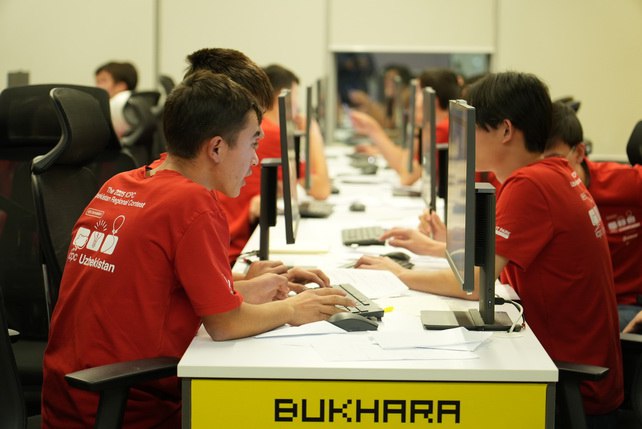 В Ташкенте прошёл региональный этап ICPC Uzbekistan 2025 2 ноября 2025 года в Ташкенте прошёл региональный этап The 2025 ICPC Uzbekistan Regional Contest крупнейшего студенческого соревнования по программированию в стране Мероприятие состоялось на площадке School 21 и собрало более 600 участников из 32 университетов English O zbek tilida Ўзбек тилида На русском iOS Android