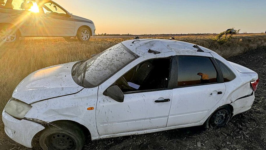 Водитель Лады пострадал в ДТП под Скадовском Накануне на автодороге Н 068 вблизи села Тарасовка Скадовского округа 50 летний водитель автомобиля Лада Гранта не справился с управлением и совершил съезд с дороги с последующим опрокидыванием Пресс служба ГУ МВД РФ по Херсонской области Подписаться читать на сайте в ВК или ОК