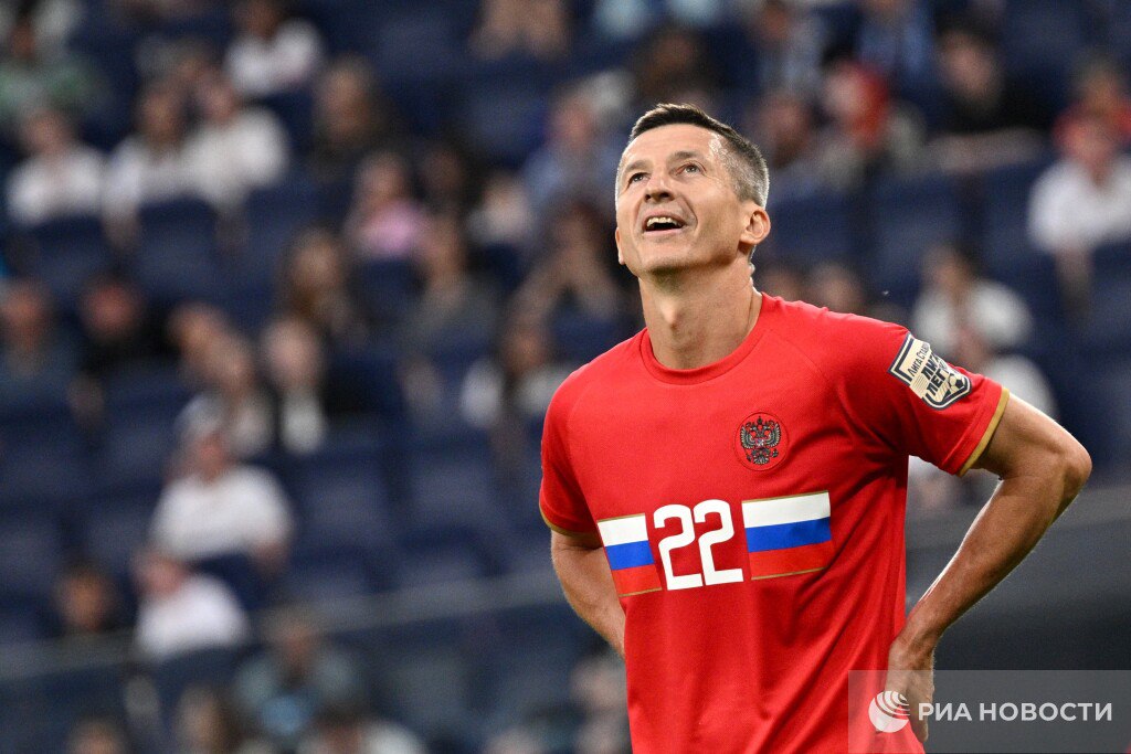 В РПЛ рассказали о тяжелом заболевании экс игрока сборной России Евгения Алдонина Лига объявила сбор средств для помощи семье игрока На плечах Евгения уход и воспитание двух маленьких детей и для успешной борьбы с болезнью ему требуется финансовая помощь рассказали в соцсетях РПЛ Подписывайтесь на РИА Новости Спорт в MAX