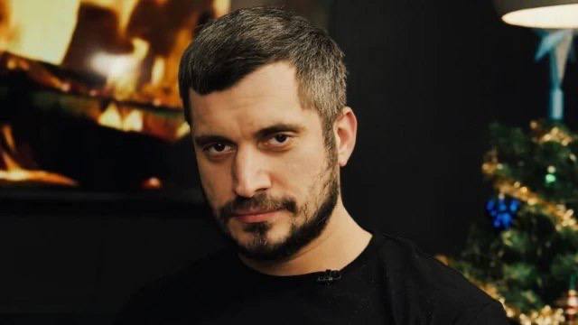 О жизни Паши Техника снимут документальный фильм Производством займется Okko. Название проекта: «Паша Техник. За кем стоит андеграунд?» Фильм расскажет о жизни Павла Ивлева с 2000 по 2025 год. Создатели ленты хотят подчеркнуть колоссальное влияние музыканта на мир отечественного хип-хопа, которое есть там, где никто даже не догадывается его искать. О дате выхода пока не сообщалось.
