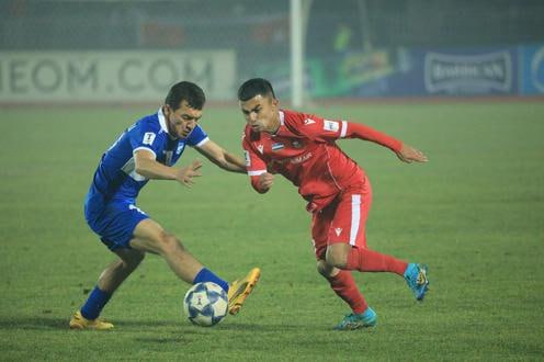 Клубы из Узбекистана Туркменистана и Таджикистана провели матчи пятого тура второй Лиги чемпионов Азиатской футбольной конфедерации АФК Андижан и Аркадаг сыграли вничью 1 1 и к последнему туру сохранили шансы на выход в плей офф Подробнее на нашем сайте Актуальные новости из Центральной Азии fergananews