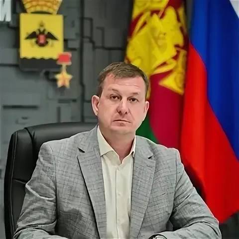 Источники сообщают что задержан замглавы Новороссийска по стройке Роман Карагодин На днях он написал заявление по собственному сообщает Климов Подписаться на каналы Новости Подработка Помощь Мы в MAX Вещи даром