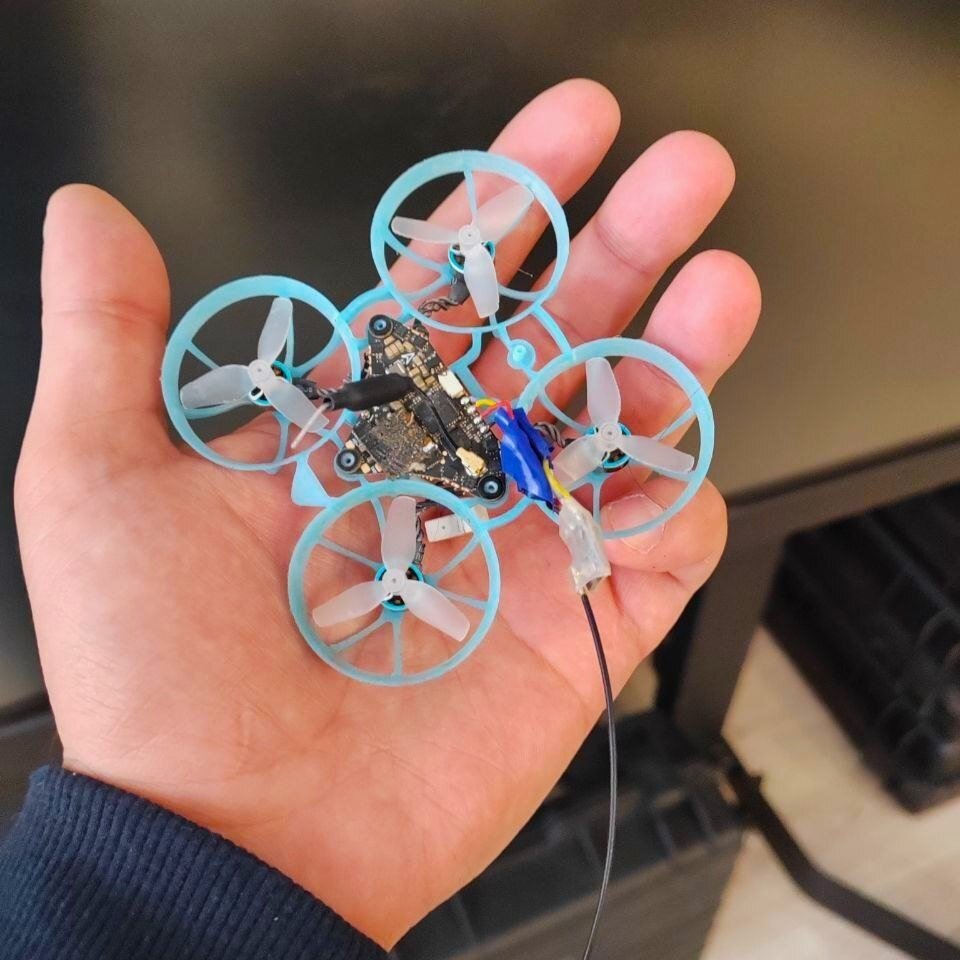 Операторов БПЛА будут готовить в Биробиджане В биробиджанском Политехническом техникуме планируется открытие нового направления подготовки студентов будут обучать по специальности Эксплуатация беспилотных авиационных систем Квалификация оператор беспилотных летательных аппаратов На закупку оборудования и обновление мастерских в Политехническом техникуме направят около 10 миллионов рублей Подробнее читайте по ссылке   riabir ru 476135