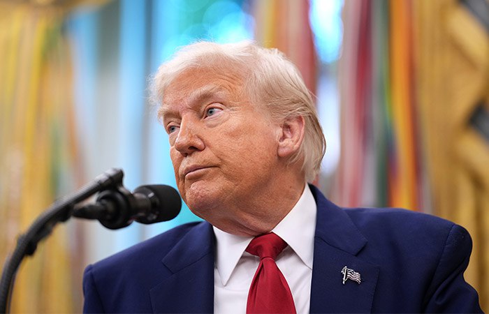 Суд в США заблокировал указ Трампа о запрете на убежище для мигрантов  Речь идет о подписанном в день инаугурации документе — президент запрещал просить убежище тем, кто нелегально пересекает границу с Мексикой.   Судья Рэндольф Мосс постановил, что «президент превысил свои полномочия».