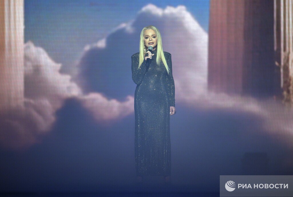 Лишь 44 билетов продано на первый в 2026 году концерт Долиной в Москве Подписаться на РИА Новости